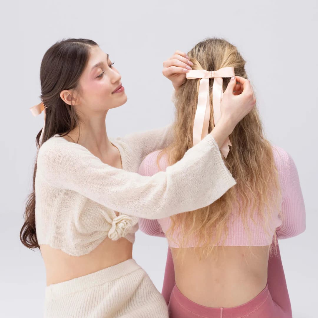 Magnetyczna spinka do włosów